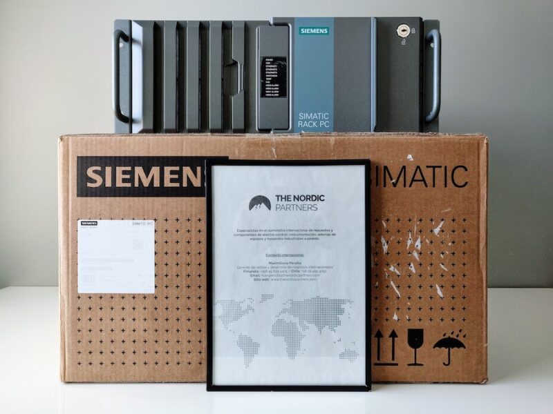 6AG4114-3MD28-5HJ0 (SIMATIC IPC847E) - SIEMENS